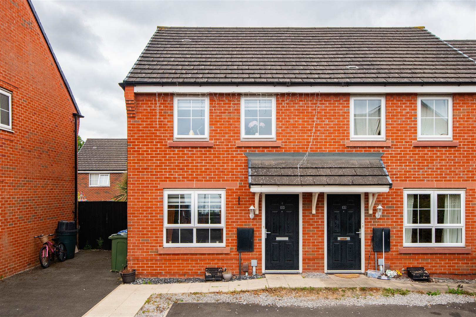 2 bed property in Dallington Avenue, Leyland